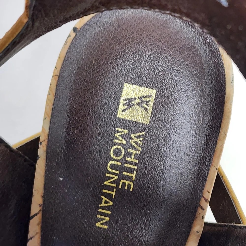 White mountain strappy wedge heel sandals 9.5‎ muted mustard